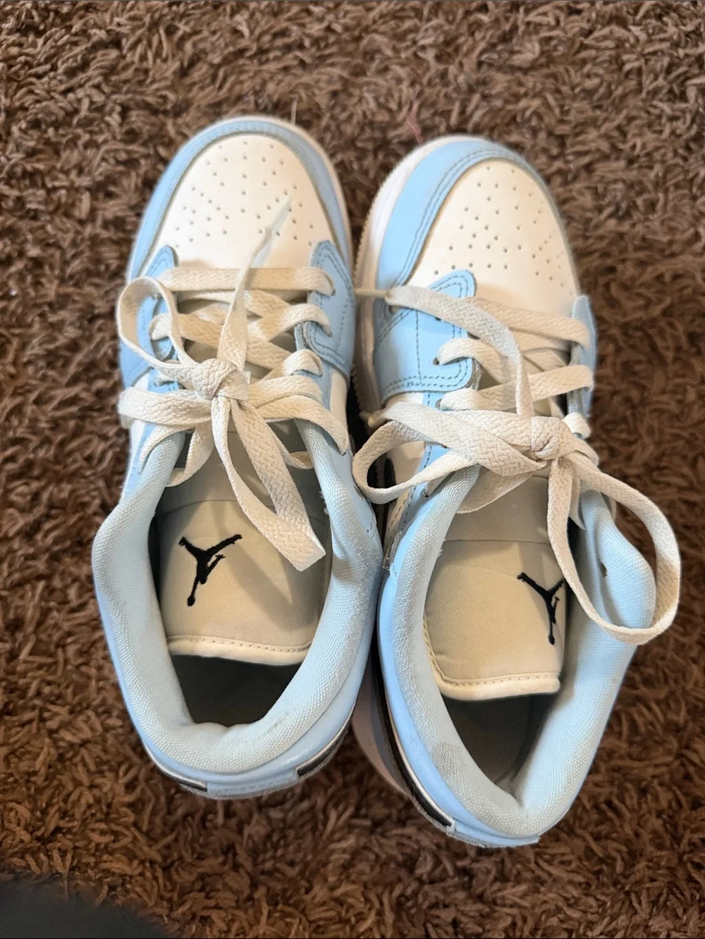Nike Low-Top Sneakers in White, Light Blue & Black Swoosh